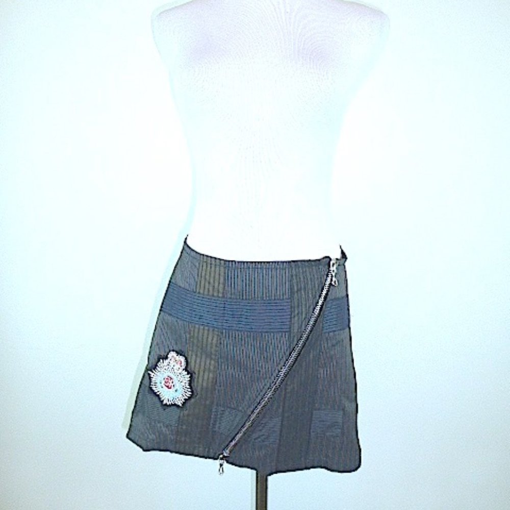 Custo Barcelono zip crest mini skirt e38 4